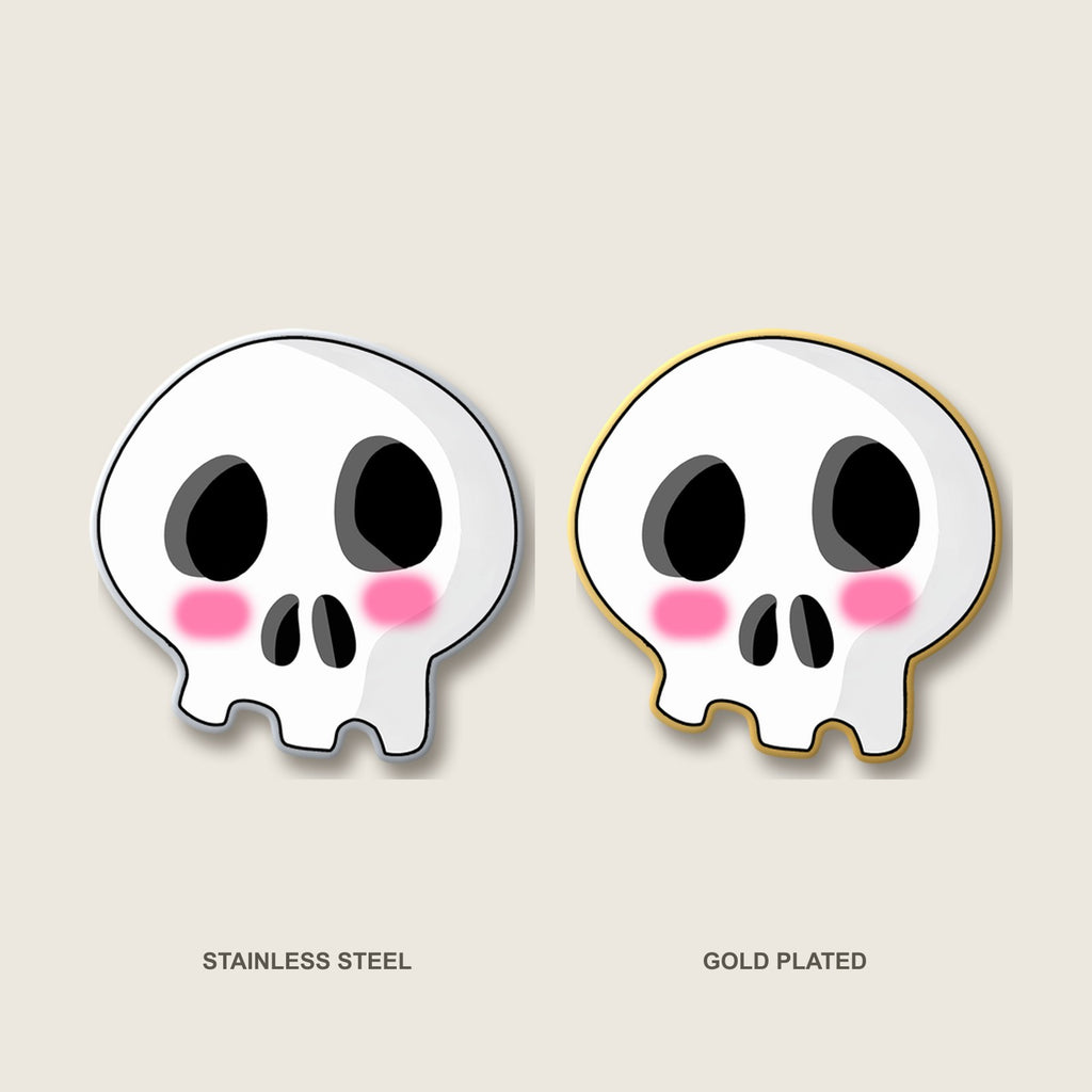 Shy Skull Pin